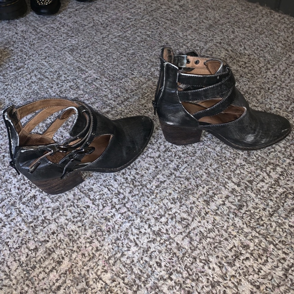 Jeffrey Campbell everwell booties size 6 - Picture 3 of 4